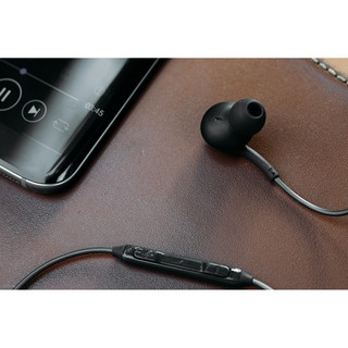 Tai nghe AKG zin bóc máy ( bảo hánh 12 tháng 1-1)