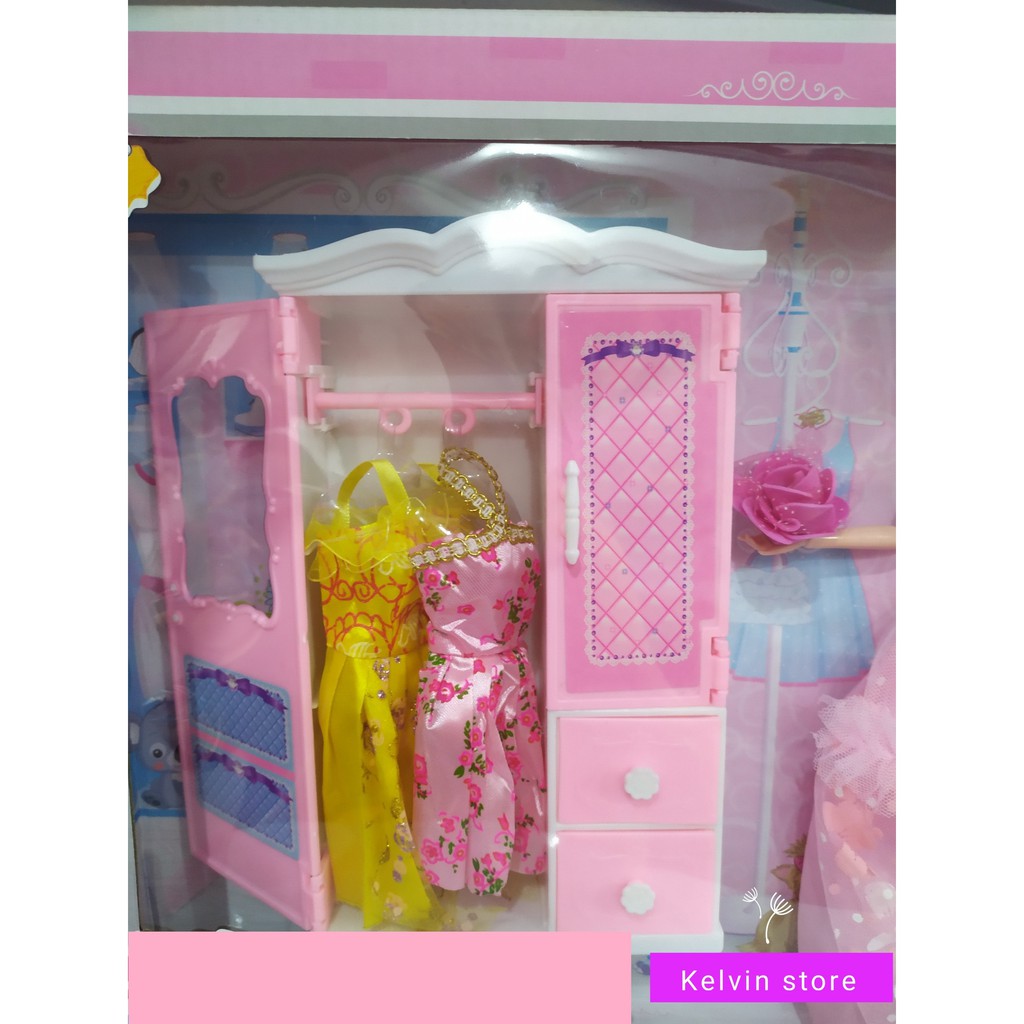 Hộp Búp bê Barbie thời trang có khớp kèm tủ quần áo