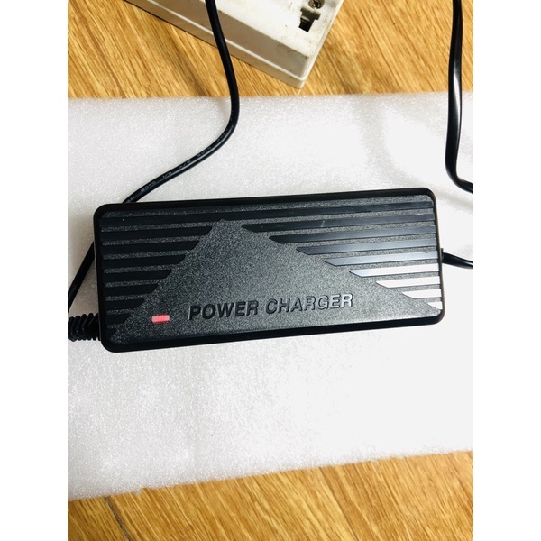 Sạc Lithium 14,6V - sạc pin lithium 14,6v 5a