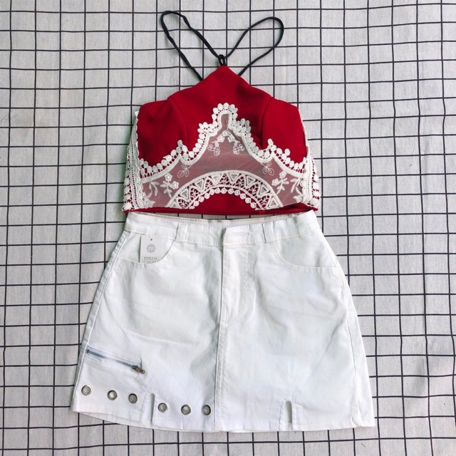 Chân váy ngắn phối khoen cá tính có quần trong