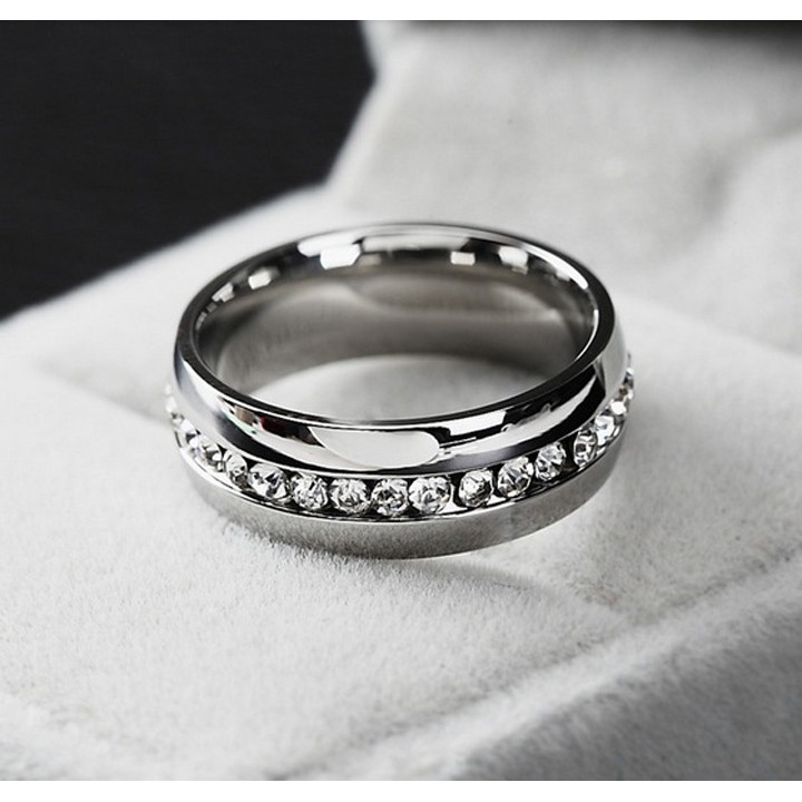 NHẪN INOX NỮ 1 HÀNG XOÀN BẢNG LỚN N066 đẹp, không đen - tặng hộp đựng xinh xắn