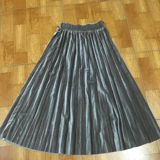 [Đẹp-độc-lạ] chân váy nhung xếp ly | BigBuy360 - bigbuy360.vn