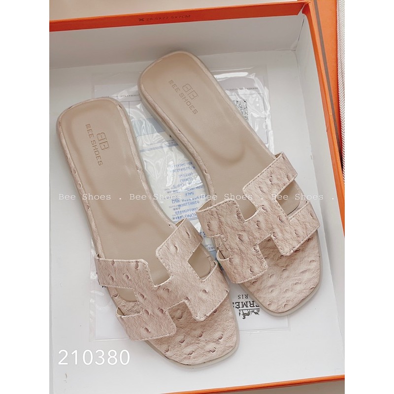 BEESHOES - DÉP NỮ MŨI VUÔNG QUAI NGANG CHỮ H - DÉP NỮ MŨI VUÔNG QUAI NGANG ĐẾ BỆT SẴN MÀU ĐEN - TRẮNG - GHI - NÂU 210380