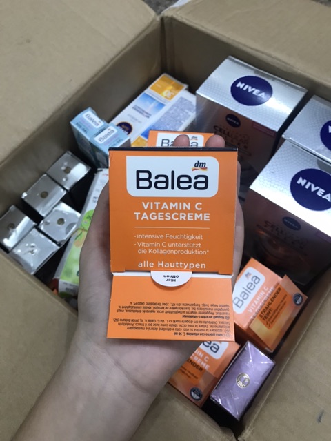 Kem dưỡng trắng da Vitamin C Balea hủ 50ml