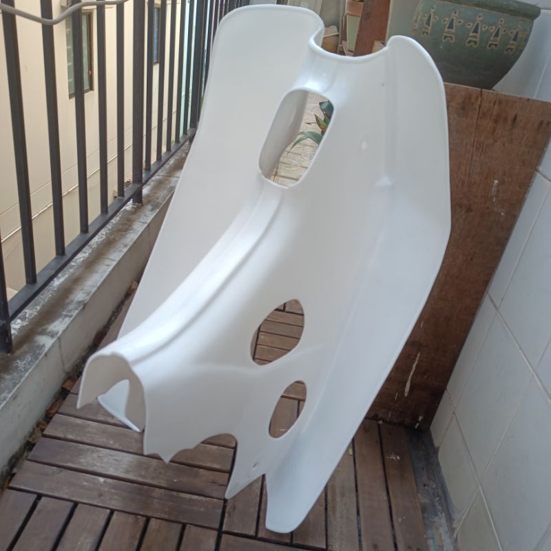 Bửng  xe cub 79 có lổ khoá sườn