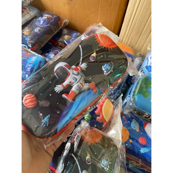 Hộp bút nổi 3D cho bé trai bé gái in nhân vật hoạt hình công chúa siêu nhân