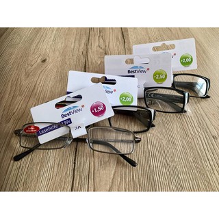 Kính Lão Đức cắt chuẩn độ - Món quà ý nghĩa dành tặng Ông Bà Bố Mẹ Hàng Đức