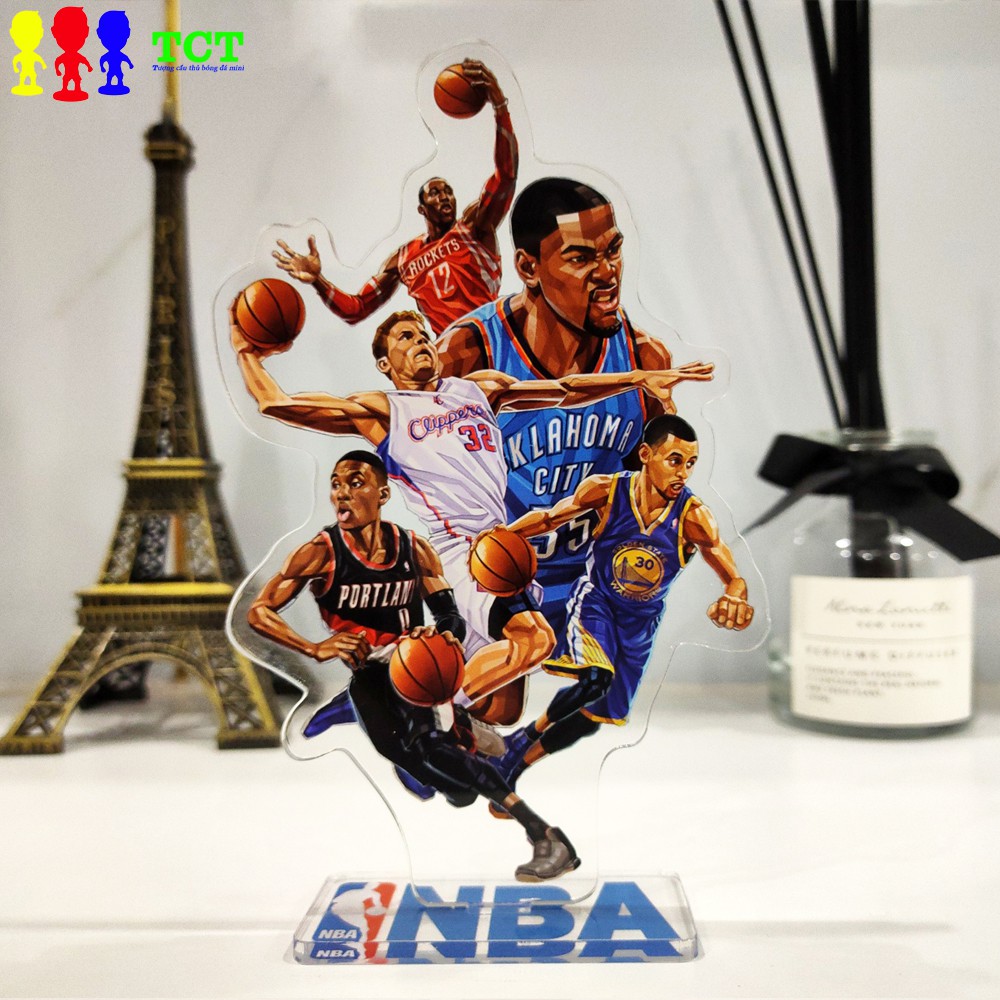 Tượng standee acrylic cầu thủ bóng rổ NBA TEAM