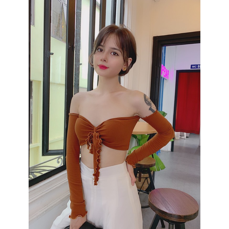 Crop tay dài trễ vai cột ngực