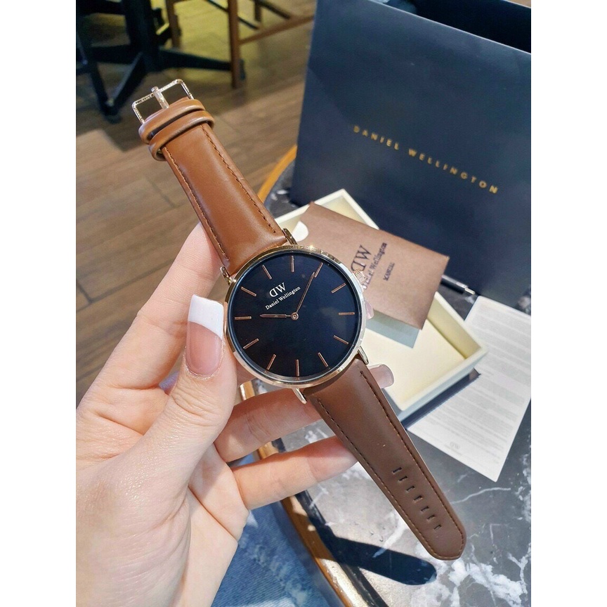 Đồng hồ đôi nam nữ Daniel Wellington 32/40mm máy quartz loại 1, dây da, lên tay cực đẹp
