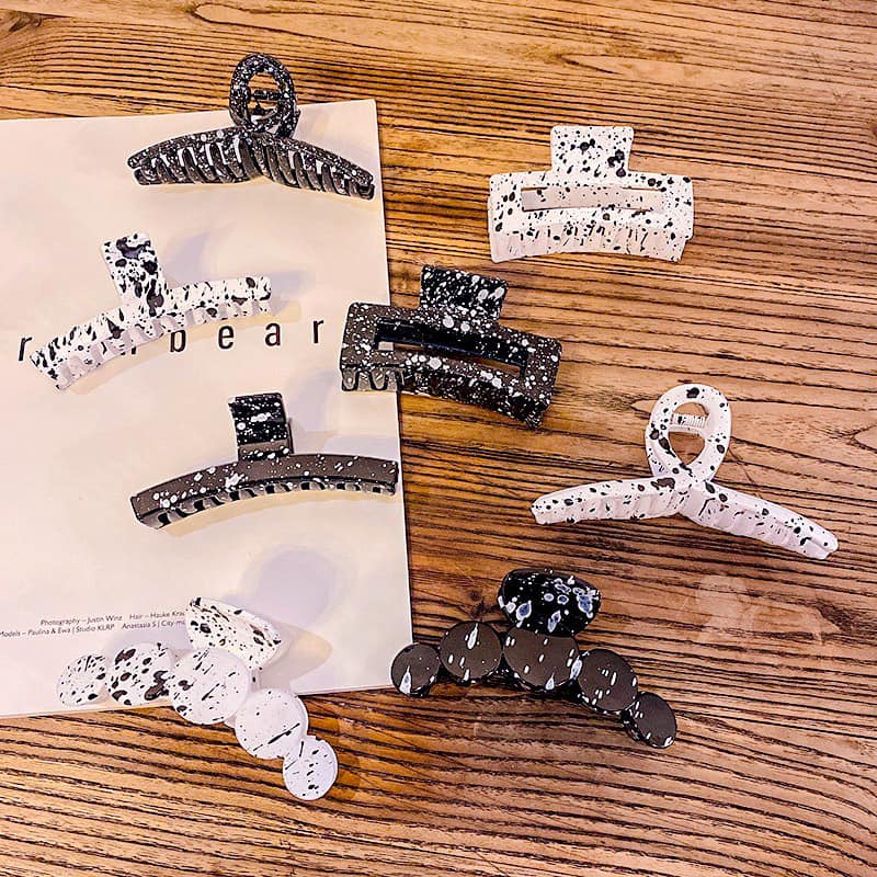 Kẹp tóc càng cua cỡ lớn hoạ tiết bò sữa cho nữ thời trang Hàn Quốc sang chảnh, Lémi Accessories
