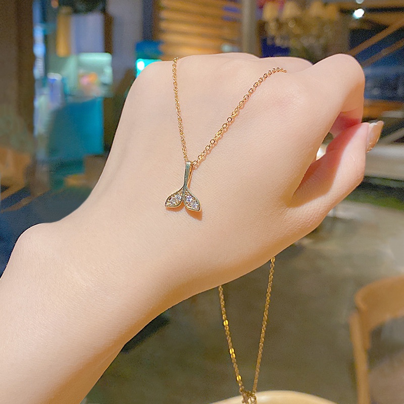 Vòng cổ titan không gỉ, dây chuyền titan nữ mặt thiết kế hình đuôi cá dễ thương phong cách hàn quốc 2022