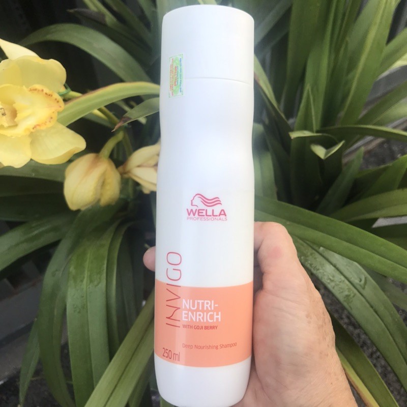 DẦU GỘI TĂNG CƯỜNG DƯỠNG CHẤT WELLA ENRICH SHAMPOO NORM 250 ml