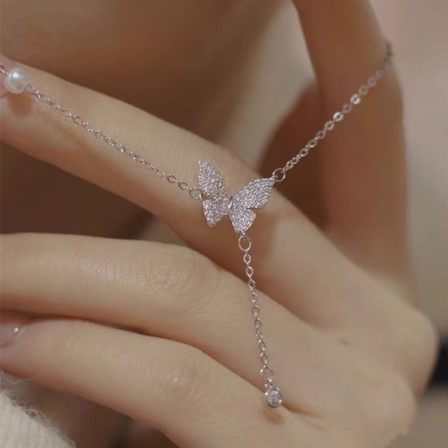 Vòng cổ Mạ Bạc Mặt Hình Bướm Đính Đá Pha Lê Đơn Giản