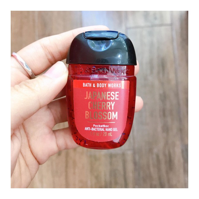 Gel rửa tay khô Bath & Body Works Japanese Cherry Blossom 29ml | BigBuy360 - bigbuy360.vn