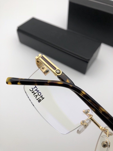 Gọng khoan cận Montblanc nam
