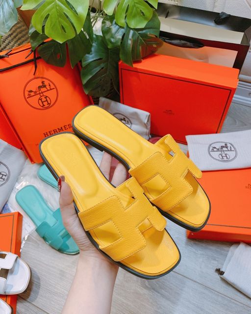 Dép HM siêu siêu đep-Hàng cc (chat trước check sz ạ)