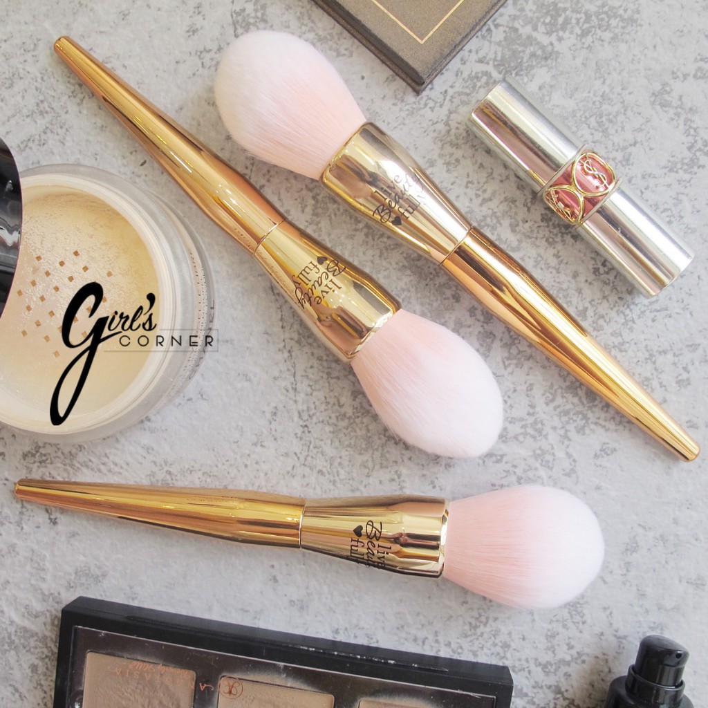 Cọ phấn phủ It Fully Cosmetics Powder - Blush Brush