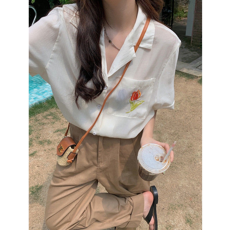 Áo Sơ Mi Ngắn Tay Họa Tiết Thêu Thời Trang Nữ
