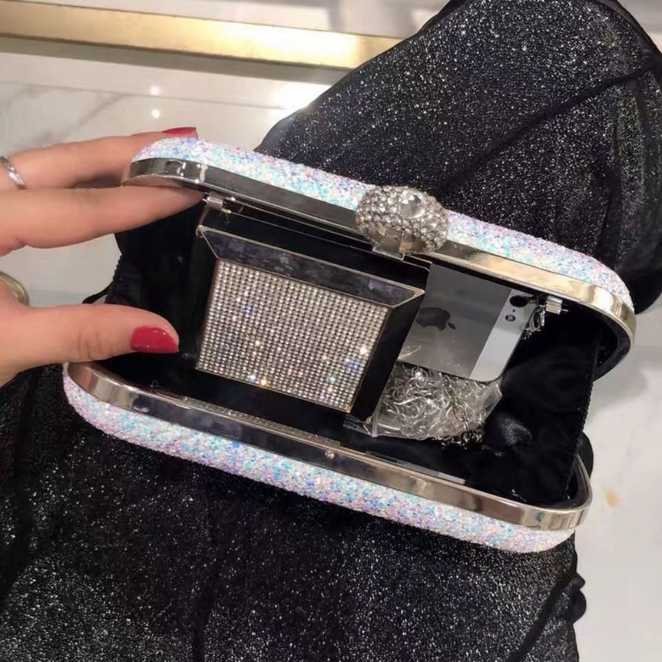 Ví cầm tay đính đá lấp lánh di động sang trọng cho nữ