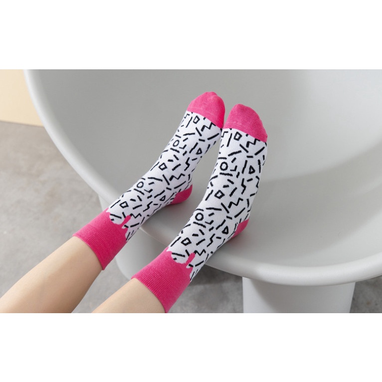 Vớ Tất cao cổ Nam Nữ phong cách thể thao, trẻ trung, năng động.