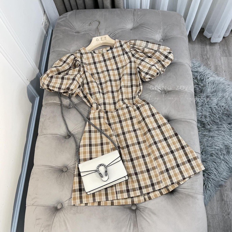 váy kẻ caro tay bồng dáng chữ A | BigBuy360 - bigbuy360.vn