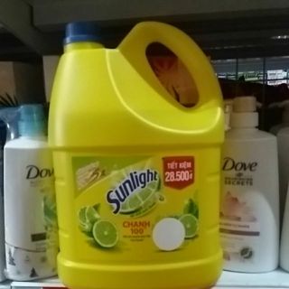 Nước rửa chén Sunlight chanh và trà xanh can 3,6lit