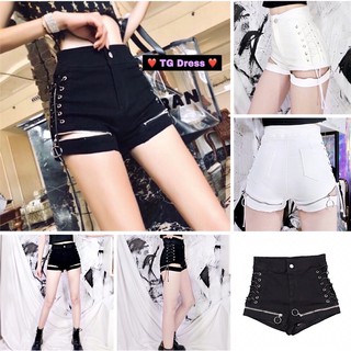 Quần Shorts Gothic