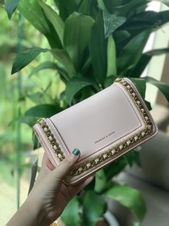 Túi CnK viền xích