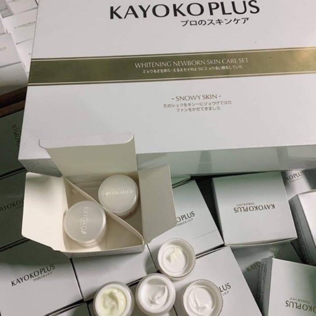 Set thử ngày đêm Kayoko