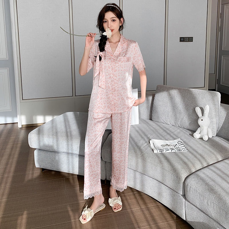 Bộ Đồ Ngủ Mặc Nhà 3 Món Bằng Lụa Lạnh Tay Ngắn Kích Thước Lớn Thời Trang Mùa Hè Hàng Mới Dành Cho Bạn Nữ