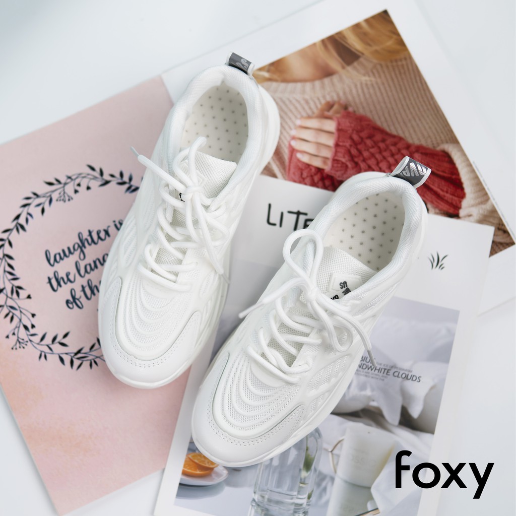 Giày Sneaker Nữ FOXY Màu Trắng Đế Họa Tiết Lượn Sóng - FOX026