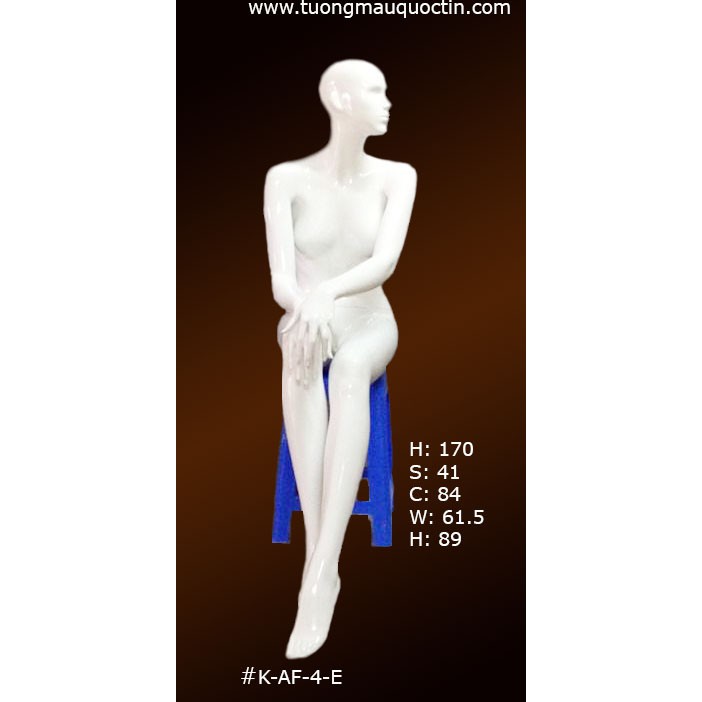 Manocanh nữ ngồi + kèm bục