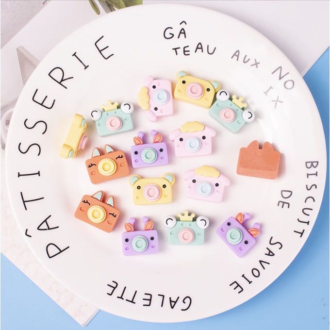 Sticker jibbitz gắn dép sục Crocs hình máy ảnh hình mặt thú chất liệu nhựa đặc