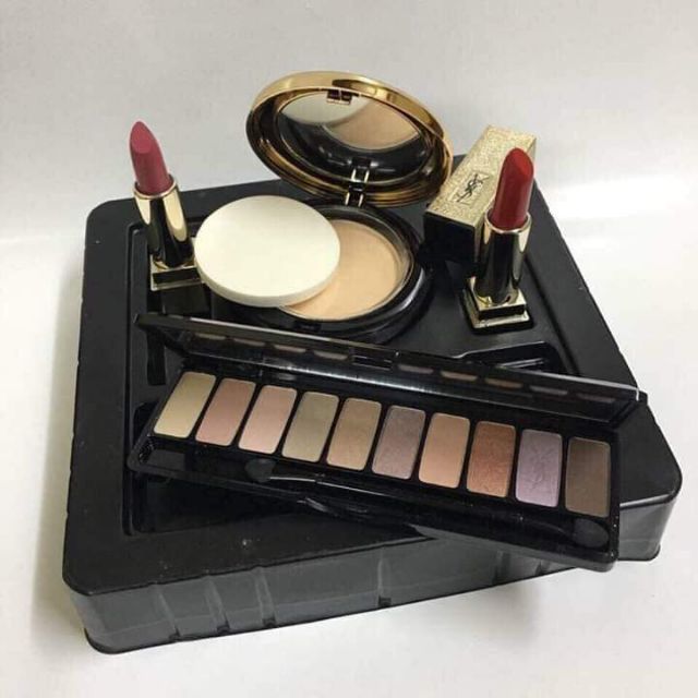 Sét trang điểm YSL 4 món