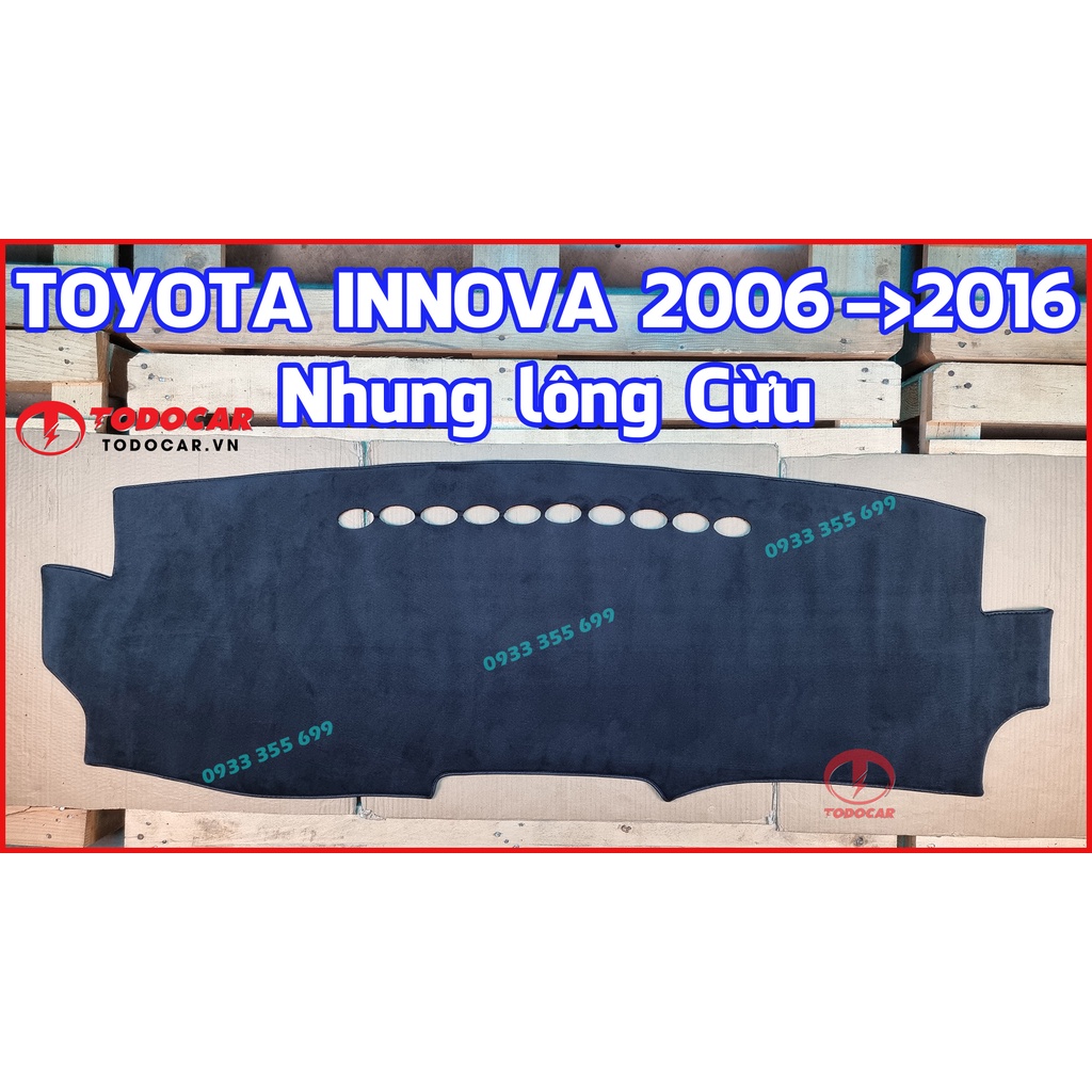 Thảm Taplo TOYOTA INNOVA bằng Nhung lông Cừu hoặc Da vân Carbon, Da vân Gỗ