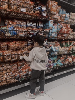 Áo Hoodie Pleasure