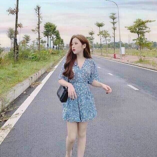 ĐẦM nữ thiết kế tay ngắn cổ trái tim kiểu dáng tiểu thư với họa tiết hoa tinh tế