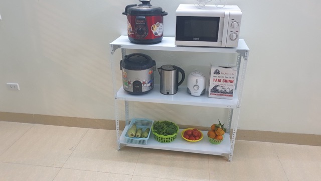 Kệ sắt v lỗ 3 tầng dài 1,2m rộng 0,3m cao 1,2m màu TRẮNG