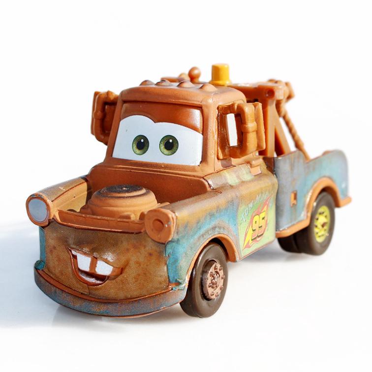 Mô hình xe hơi đồ chơi pixar trong phim hoạt hình Cars