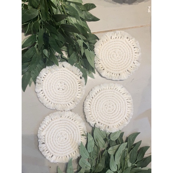 lót ly macrame trắng