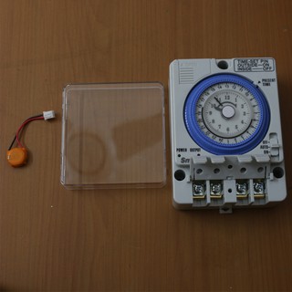 Công tắc hẹn giờ (Timer) 24h TB35