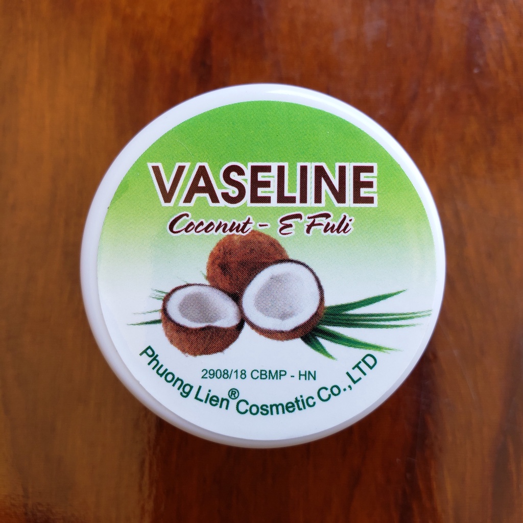 kem nẻ dưỡng da Vaseline dừa