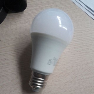 Bóng led 5w đục trắng