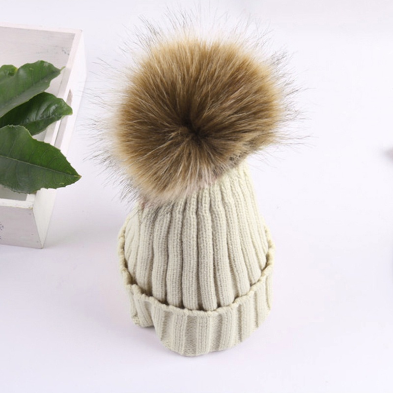 Mũ Beanie Dệt Kim Màu Trơn Đính Quả Bông Mềm Mại Thời Trang Mùa Đông Cho Nữ