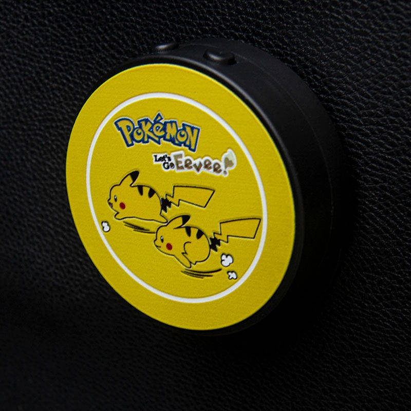 Đèn chiếu laser không dây gắn cửa xe ô tô hình pikachu chuyển động