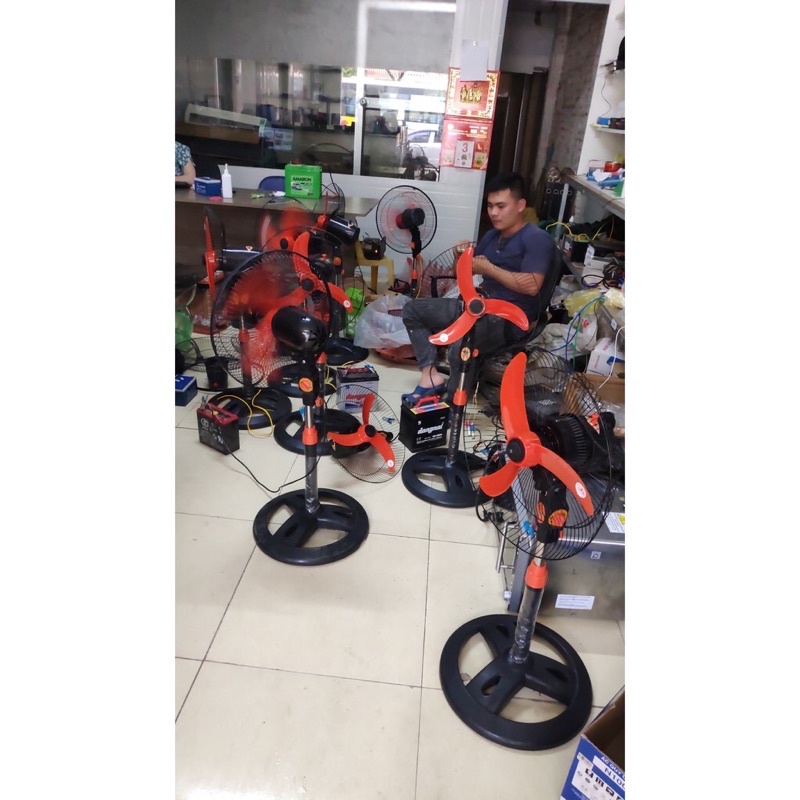 QUẠT CHẠY BÌNH, QUẠT CÂY TÍCH ĐIÊN,QUẠT 12v