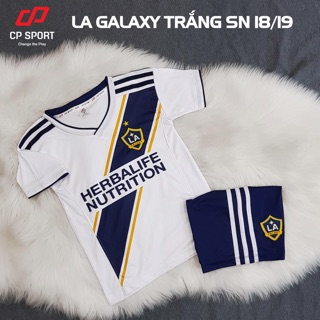 Set 5 bộ thể thao và bóng đá số 3
