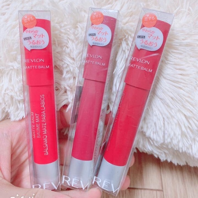 Son bút chì REVLON ColorBurst Matte Balm màu hồng cánh sen