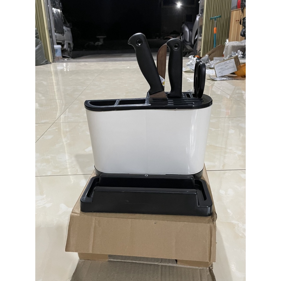Kệ dắt dao thớt nhựa GIÁ đựng dao thớt có khay hứng nước
